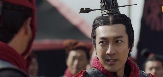 琳妹儿说|baby新剧杀青，与19岁爱豆演情侣，男方曾被拍和95后小花密会4天