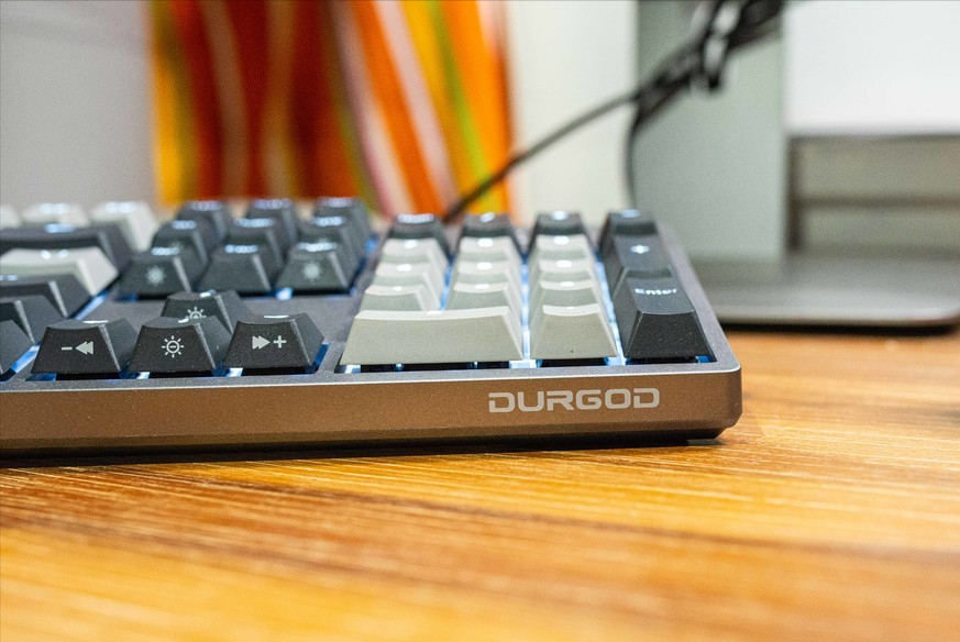 生活评测|繁星点点，杜伽K310白光限定版-Cherry银轴机械键盘