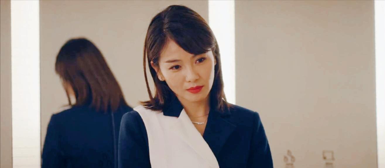 左迁右撩|我是真的爱你：职场女强人刘涛，善良之下，不当“烂好人”的魅力