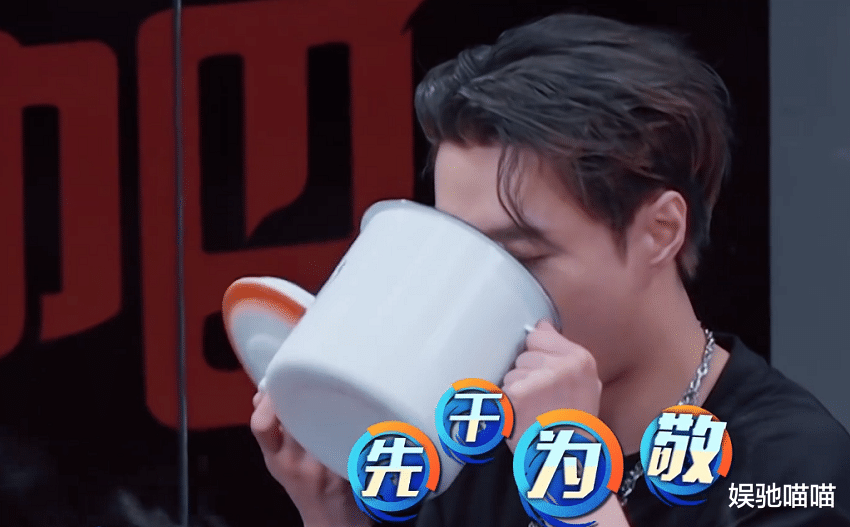 徐俐|刘宪华吃王一博的醋?张艺兴不想当“宝贝”却只能委屈认领,表情太好笑