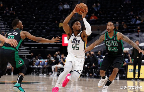 爵士队|联盟第一 ！全联盟都瞧不起他们，但如今他们却变成湖人最大敌人