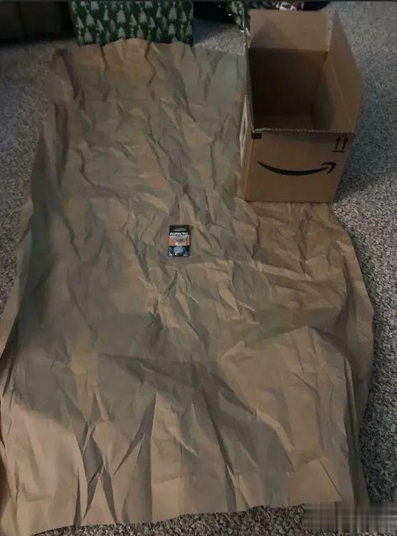 衰老|看完这些快递包装,血压持续上升…离大谱