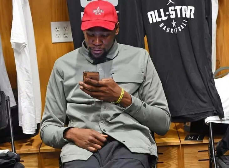 篮网队|篮网被骂惨！格里芬回喷！哈登炸场抢MVP！