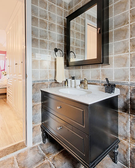 |小舅子帮忙装修的新房,30万就拿下了,看到客厅就值这个价