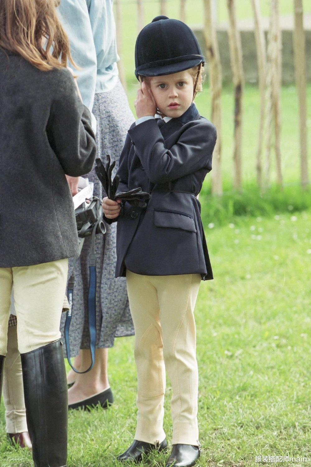 服装搭配师main|英国女王最疼爱的孙女,走过T台拍过电影,跟戴妃一样向往自由