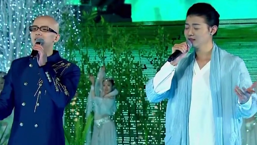 胡歌|霍尊纯男聊天群成员身份被扒，音乐人金承志否认：我不在群里，再问报警