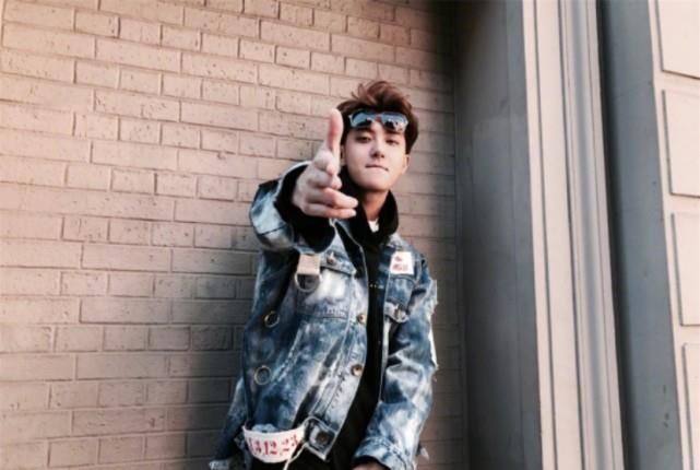 我独坐小窗一盏清茶 黄子韬名下公司解散，旗下艺人纷纷出走？你怕是忘了他的真实身份