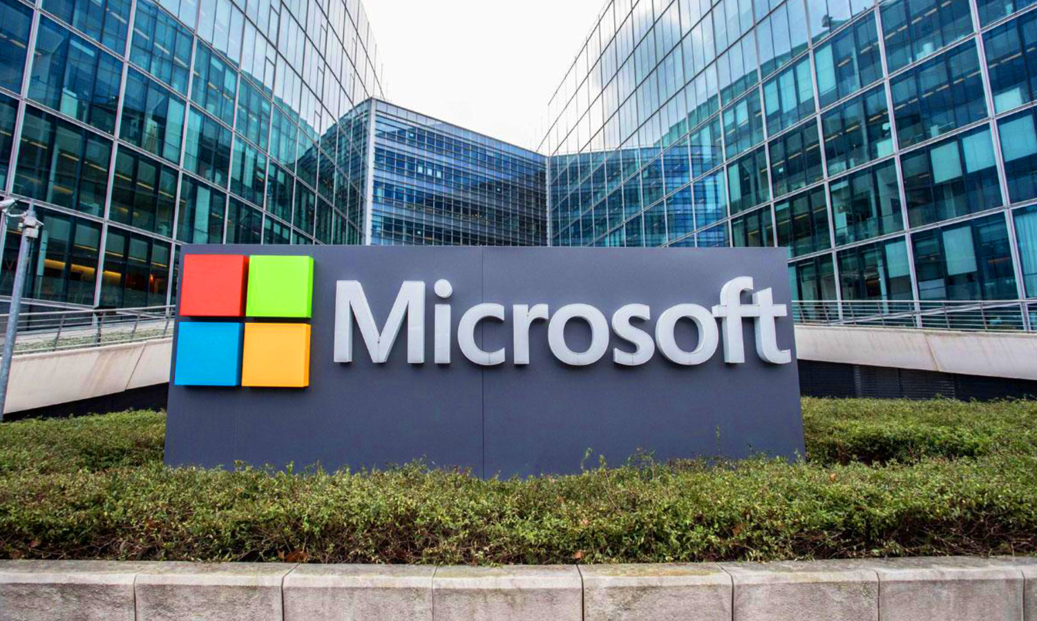 Java|依旧不如国内大厂！微软工程师薪资曝光：年薪最高达320万元