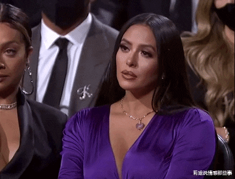 科比·布莱恩特|520刚过，妻子一科比张亲吻照引争议：果然，她装不下去了！