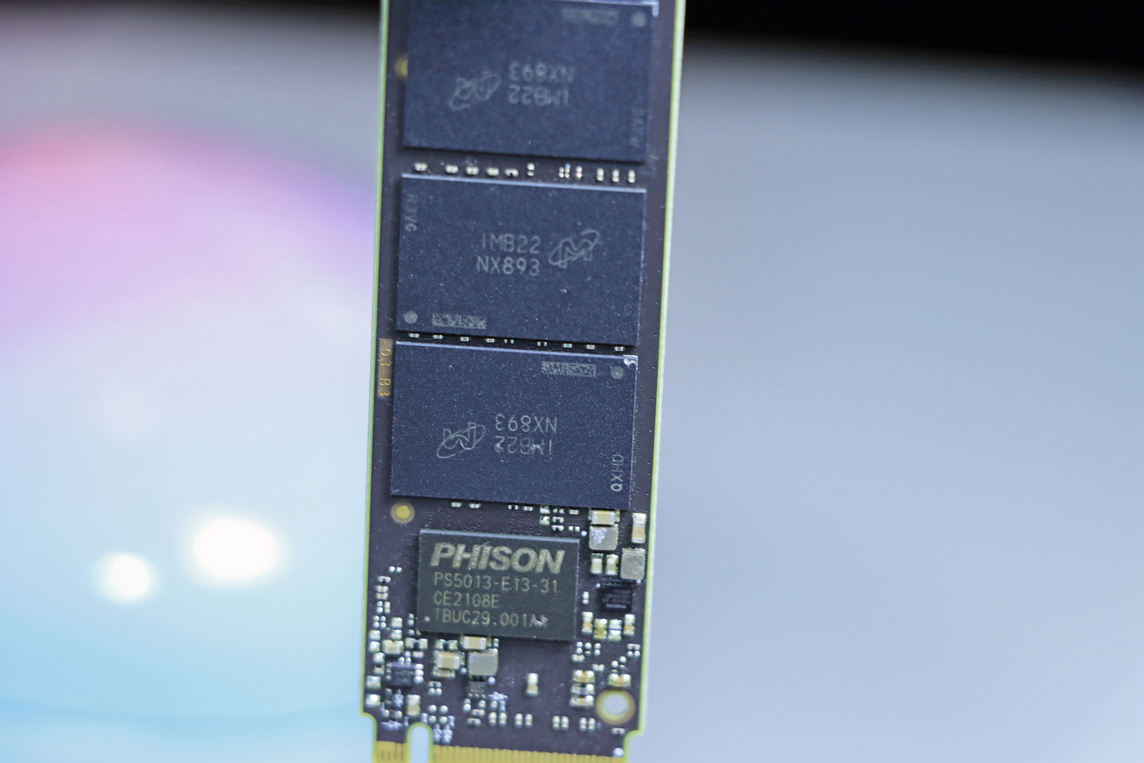 ssd|穿上“金百达 K230 ”的马甲，我还是认识你，“英睿达 P2 ”