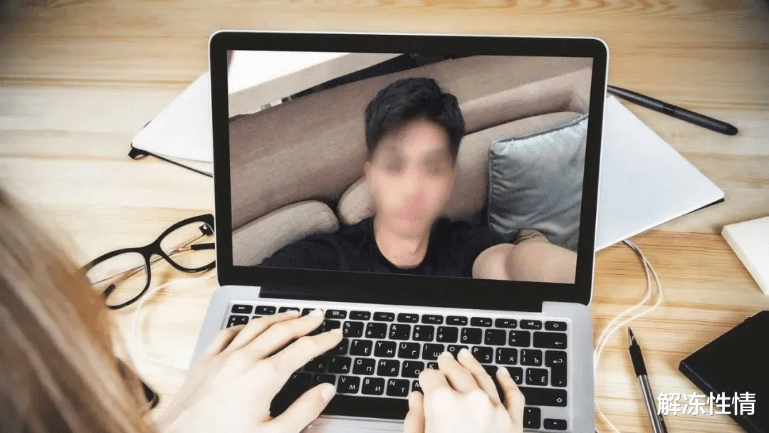 解冻性情|六旬老太网恋，被同一人骗3次：这才是老人容易受骗的深层原因！