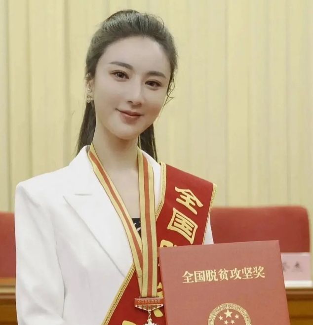 薇娅|直播“一姐”薇娅跌下神坛，道歉没用，下一个“薇娅\已经登场！