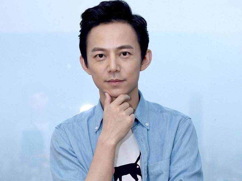 警察|何炅报警行为被澄清：明知证明不了清白，却还要浪费警力、欺骗大众