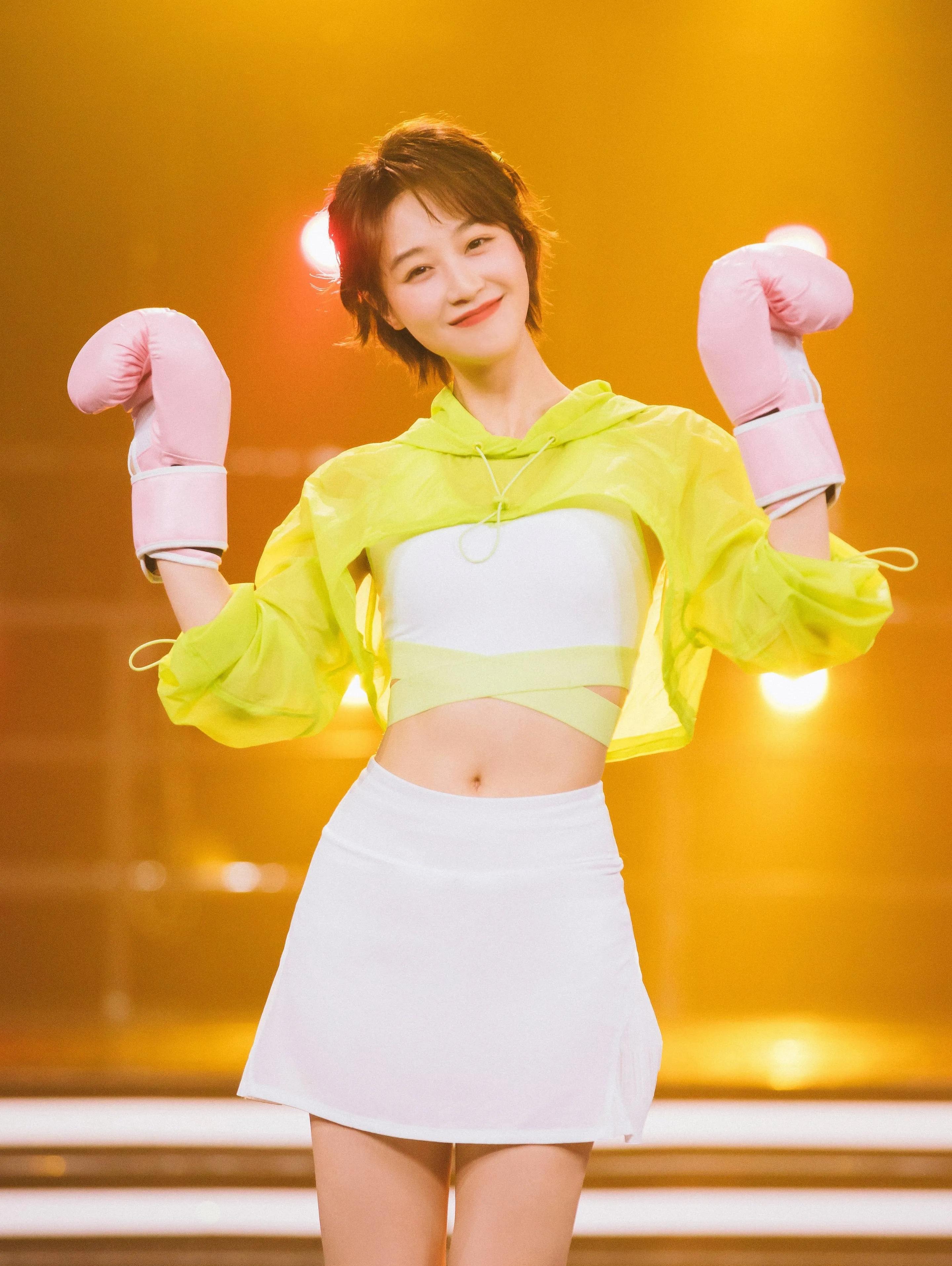 育儿铺子|蓝盈莹｜肆意青春，乘风破浪