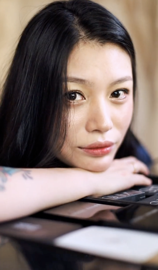 葛荟婕|汪峰前任晒婚纱照，34岁葛荟婕称要嫁给自己，小苹果颜值气质都像妈妈