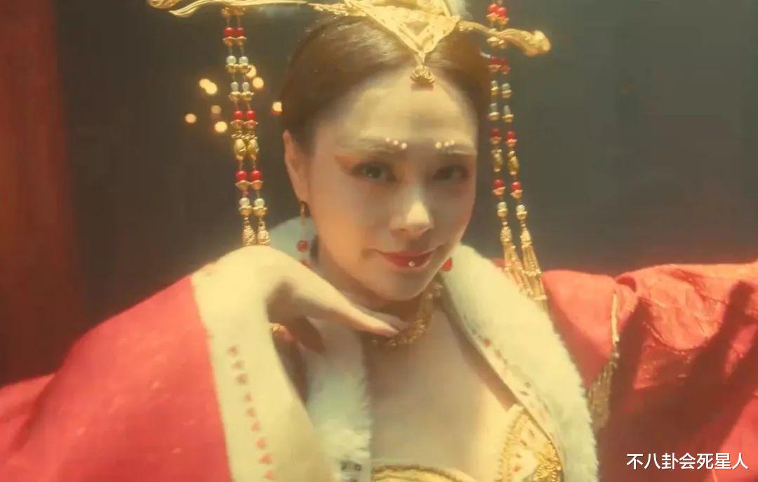 郝蕾|女星步入中年的尴尬，眼凸，法令纹，发福，脸僵，女神颜值不再