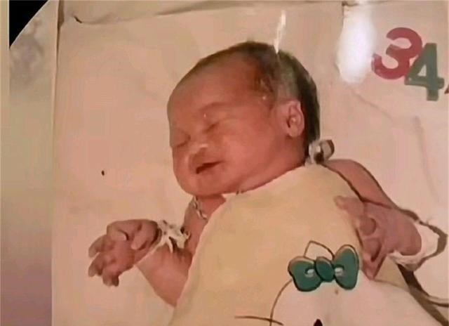 住的是别墅!郭希志住处被找到,两层洋房装修很气派