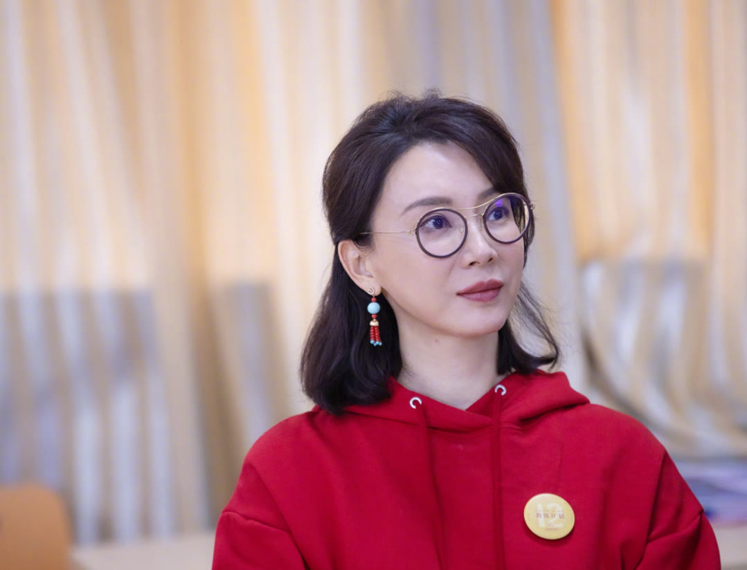 黄瓜|换季别急着换发型，今年秋天流行这3款短发，看董卿陈数就知道