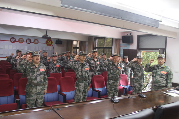 星耀见闻 三门峡市会兴街道：训练场上，民兵学党史强本事