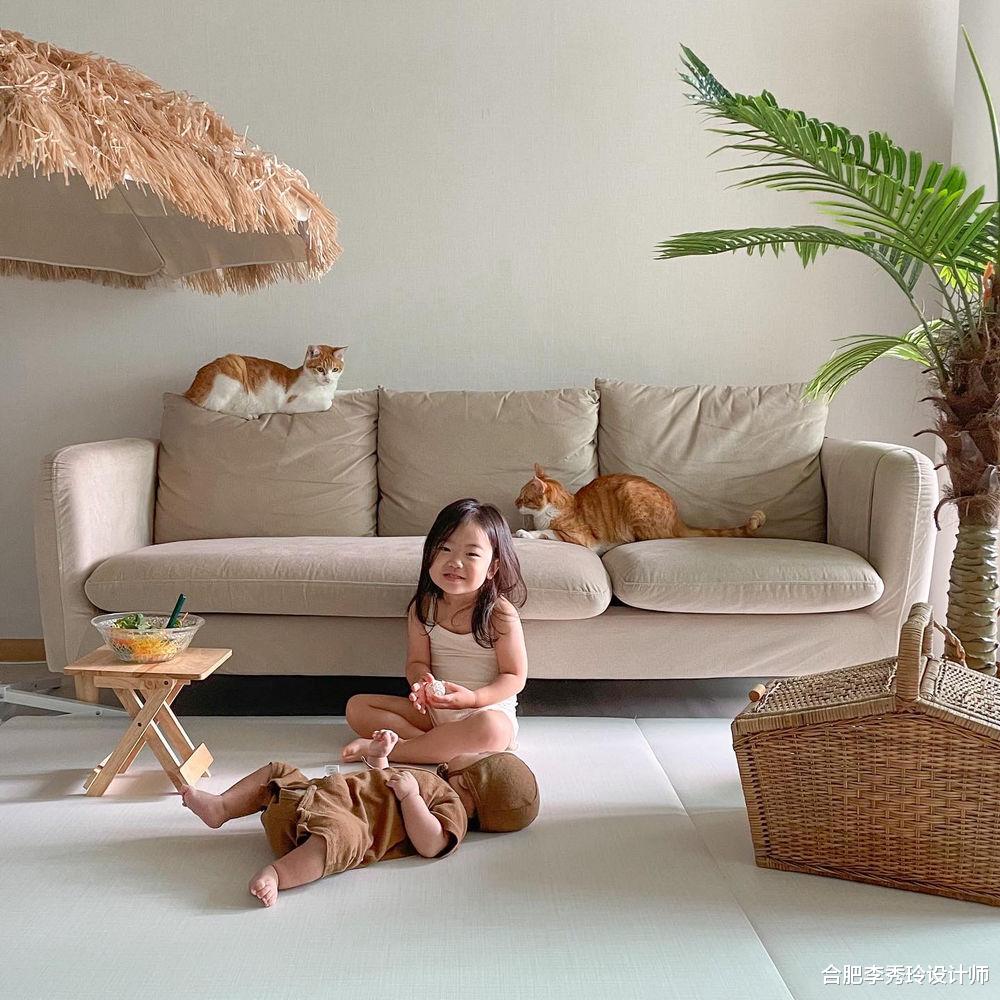 |同样是100㎡左右，她家客厅不放电视，阳台多功能设计，好住多了