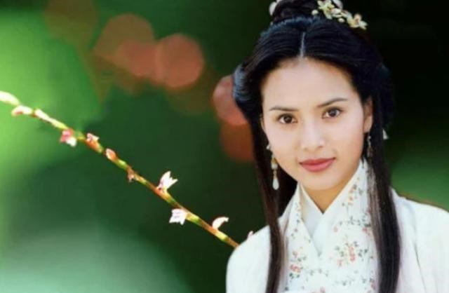 李若彤|李若彤以前也拍过“尺度戏”，剧照流出，网友：玉女形象不保！