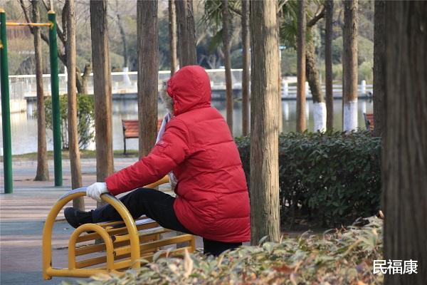 眼药水|年过70,每天应该走路运动吗?需要注意4个细节,健康获益更多