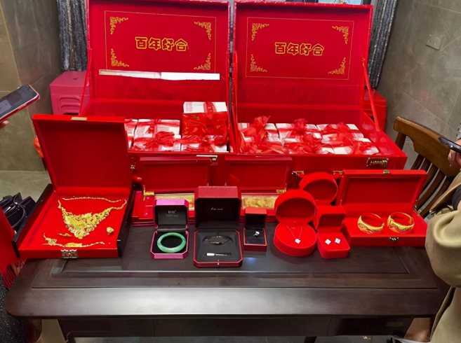 王思聪|女网红“一脚踏多船\，怀孕后甩锅正牌男友，王思聪：高端玩家