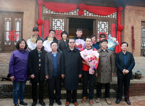 赵丽颖|演员郝平，娶初恋白富美，岳父深夜上门道歉，后悔让妻子流泪