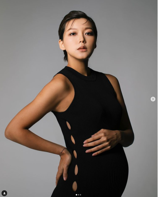 洪永城|TVB男星洪永城晒全家福官宣太太生产喜讯，大方公开女儿正脸