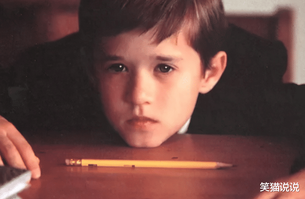 官宣|英国男星海默官宣结婚，曾饰演《查理和巧克力工厂》，未公开新娘身份！