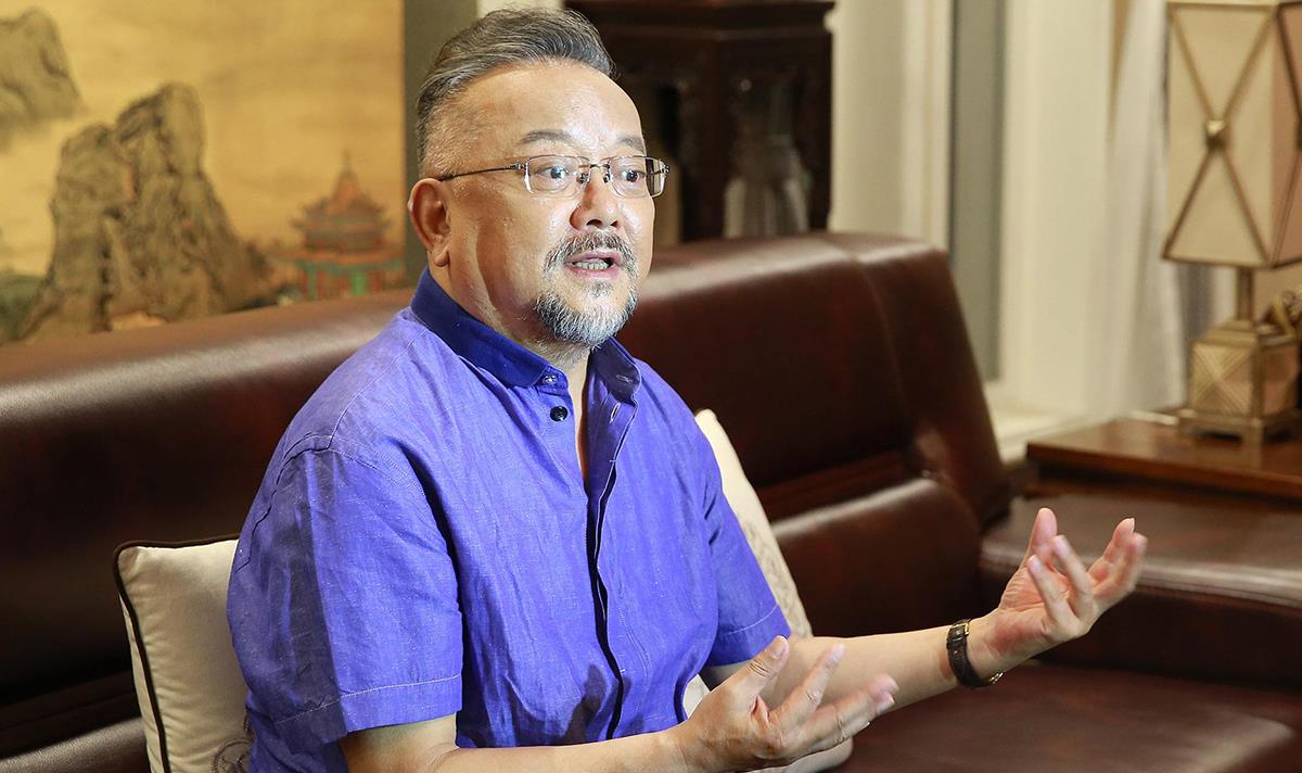 王奎荣|国家一级演员美娇妻对比，杜旭东老婆够美了？看看王奎荣老婆！