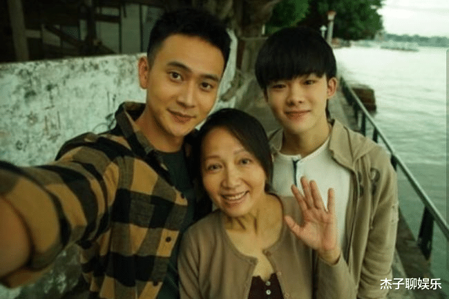 罗霈颖|又一独居艺人去世！生前未婚独居无人陪，葬礼由表姐操办