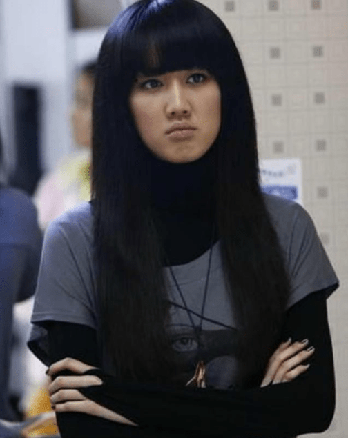 文梦洋|2008年她曾成功走红，却因跟错导演还整容，如今混得不如18线明星