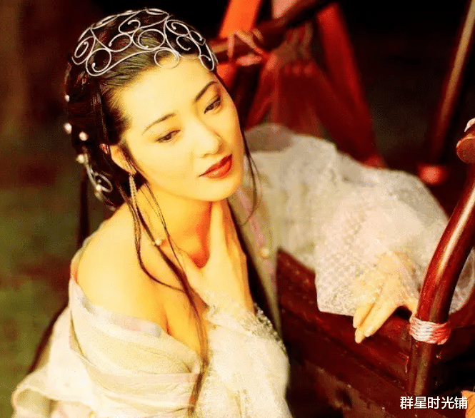 杨思敏|日本女人杨思敏：凭《金瓶梅》走红，退圈后和旅游经理卖拉面谋生