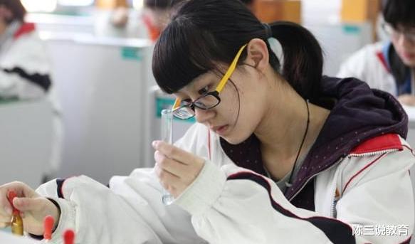 字节跳动|喜讯！初中生新调整“23届考生直升高中”真相或许没这么简单