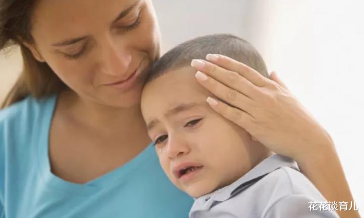 花花谈育儿|批评宝宝要讲时机，教子七不责，值得父母借鉴。
