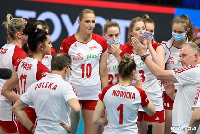 日本女排|0-2到3-2!决胜局16-14!日本女排疯狂大逆转,紧追前4晋级区!