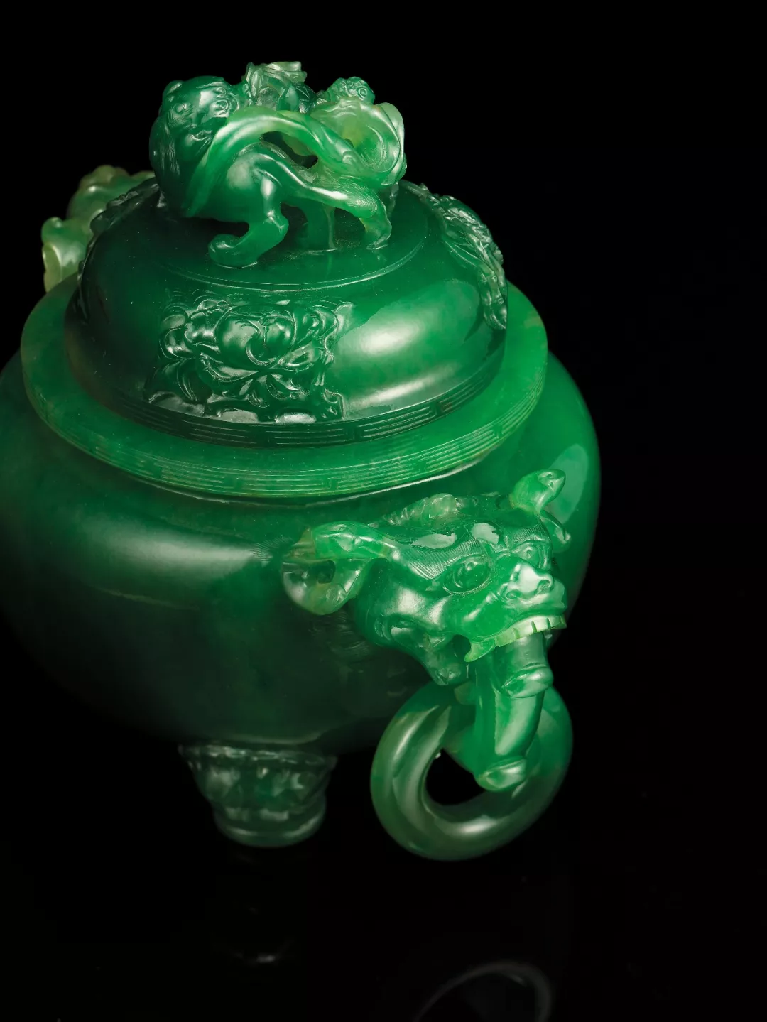 翡翠|百年罕见的翡翠香炉770万就卖了，如今佳士得估价四千万