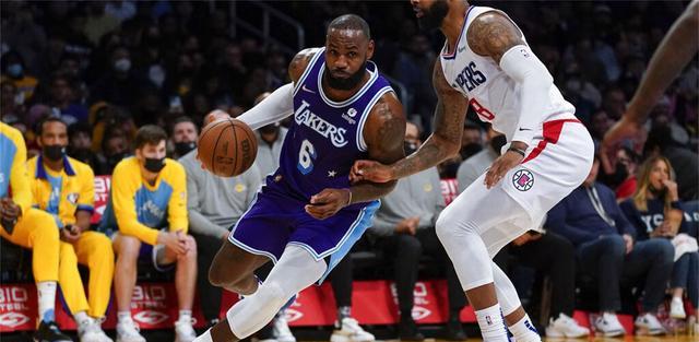 勒布朗·詹姆斯|NBA突破能力的四个段位：欧文大师，韦德宗师，詹姆斯王者
