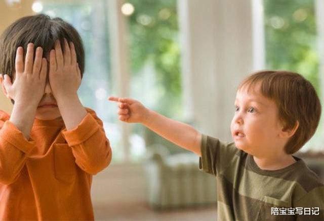 陪宝宝写日记|有这三点特性的家庭，容易养出不自信的孩子，请对照自查