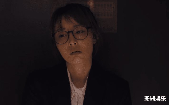 理想之城|《理想之城》：吴红玫的职场经历，宛如当代社畜的写照