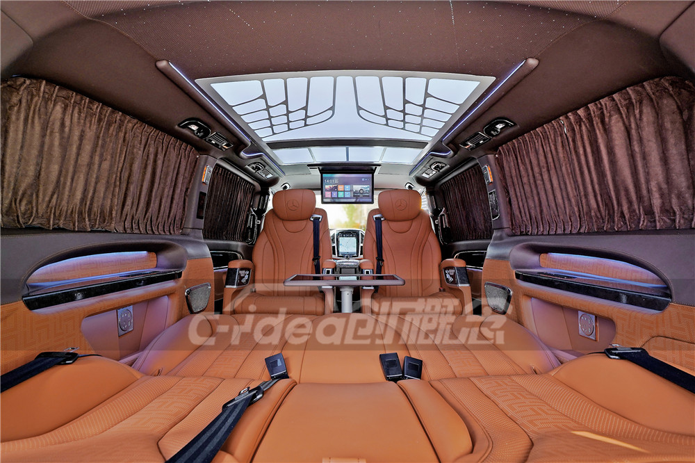 奔驰威霆七座内饰改装,航空座椅+欧式雕花木纹地板,彰显豪华的气质