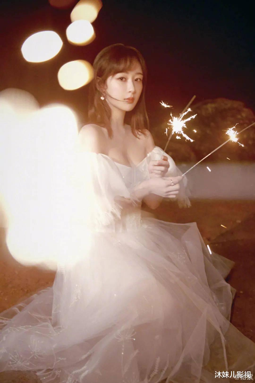 生图|女明星直播间生图怼脸，谁抗住了?