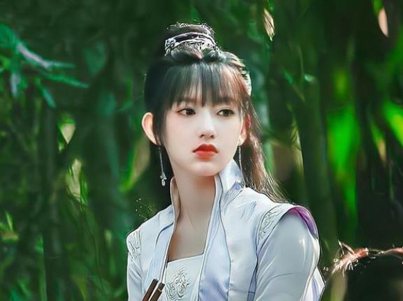 陈芊芊|《陈芊芊》27亿后,又一穿越剧来袭,3天破5000万,追12集很上头