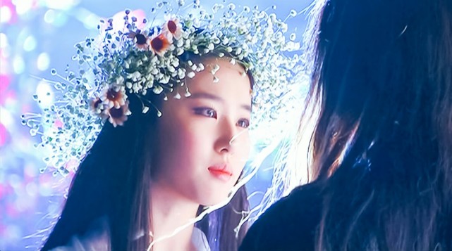 孙艺珍|神雕中，来历不明小龙女，实则是名门之后，父亲、母亲实力不输五绝