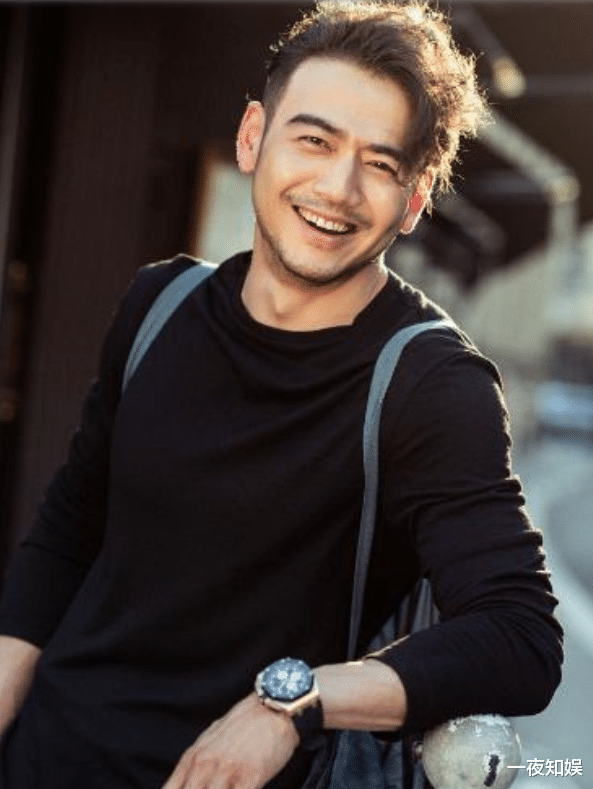 杨烁|杨烁“隐藏”9年的媳妇，竟是大家熟悉的“女神”，难怪大器晚成