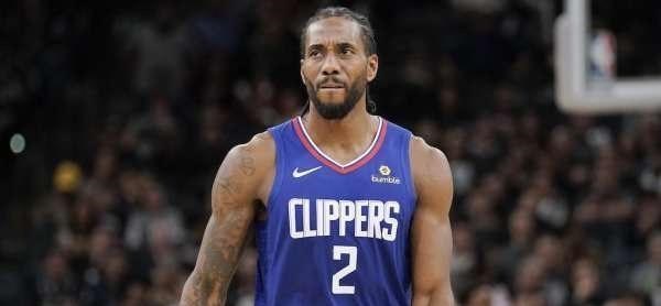 科懷·倫納德|9中2，6失誤！倫納德點名批評，你又陷入掙扎，復仇詹皇靠你自己