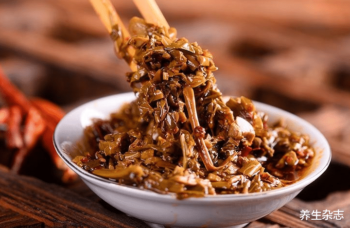 肿瘤|40岁女老师，乳腺长出15cm巨大肿瘤，医生无奈：只因常吃1菜