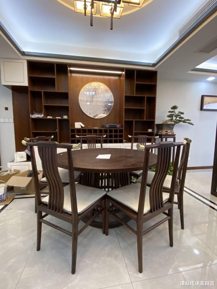 新中式风格，含蓄灵动又不失古韵魅力