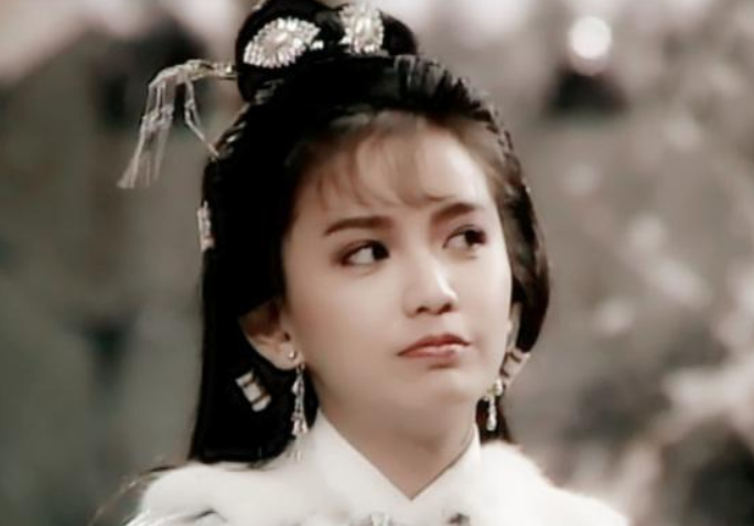 张雨绮|与梁朝伟相恋6年分手，独自将儿子拉扯养长大，今儿子成她的骄傲